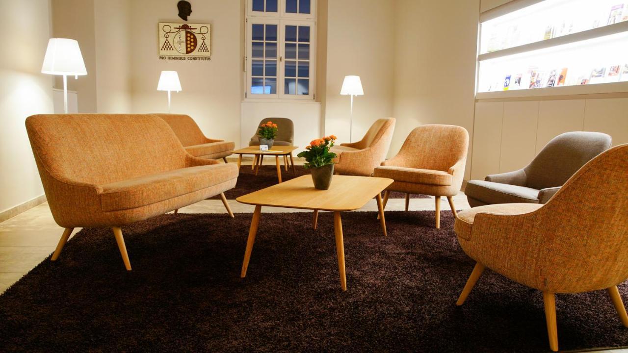 Hotel Katholisch-Soziales Institut à Siegburg Extérieur photo